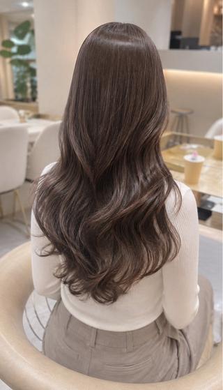 ロング カラー Akane レイヤー/艶カラーのヘアスタイル