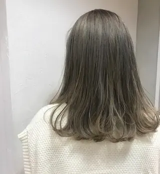 セミロング カラー ヘアアレンジ 村田 さやかの眉毛・アイブロウイメージ