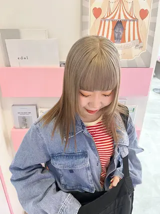 セミロング カラー 🎀ピンクベージュ/ 梅田/茶屋町🎀のヘアスタイル