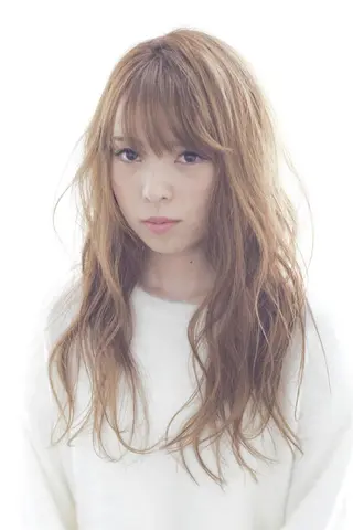 セミロング ロング 中野 恵脩のヘアスタイル