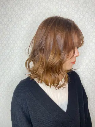 ミディアム カラー Birth& Bloom【さあや】のヘアスタイル