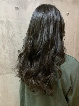 ロング art-Lago 宮司のヘアスタイル
