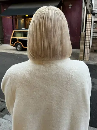 ショート カラー ヘアアレンジ ブリーチ矯正髪質改善 ✨オオエタクミのヘアスタイル