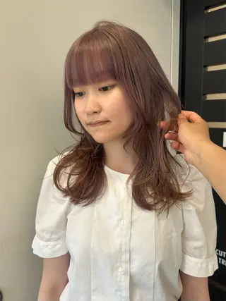 セミロング カラー レイヤー/ハイトーン WAKANAのヘアスタイル