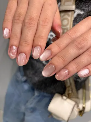 ネイル kanell⭐︎ ニュアンスネイルのネイルデザイン