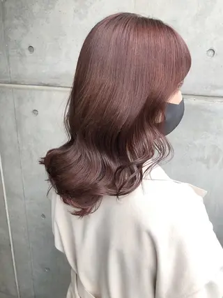 セミロング レイヤーカット 小山 悠のヘアスタイル