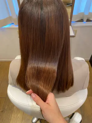 セミロング 艶感🫧透明感カラー YUKARIのヘアスタイル