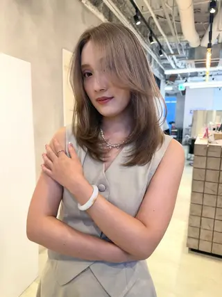 ミディアム カラー ブリーチ特化🌻 ショート/akaneのヘアスタイル