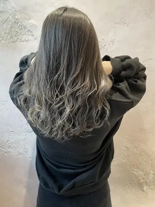 セミロング ブリーチなしダブル カラー縮毛矯正　下野のヘアスタイル