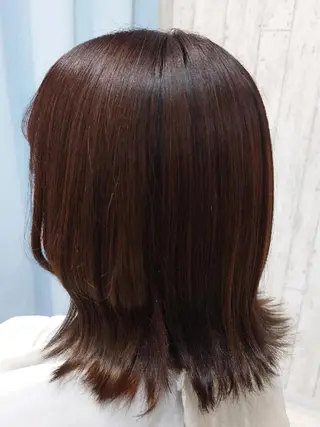 ミディアム 山崎 恵理香のヘアスタイル