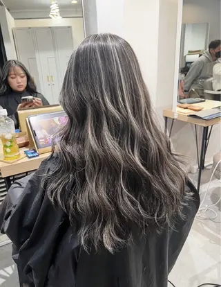 ロング カラー 指名数No.1 /NAOYAのヘアスタイル