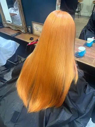 ロング カラー 山口 樹里のヘアスタイル