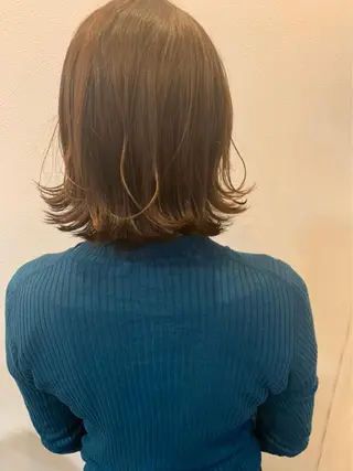 ミディアム 白井 雅美のヘアスタイル