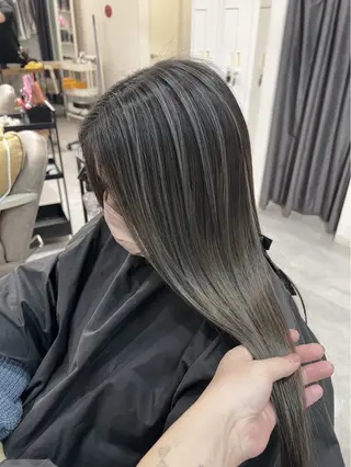 セミロング カラー 指名数No.1 /NAOYAのヘアスタイル