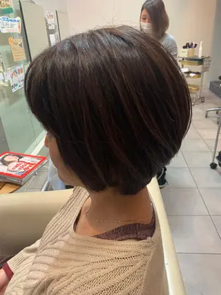 ショート カラー 金村 綾芽のヘアスタイル