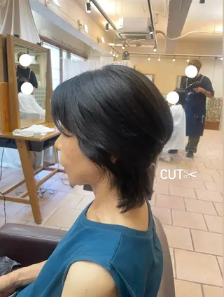 ショート 顔周りレイヤー☆ スパ☆石上遥楓のヘアスタイル