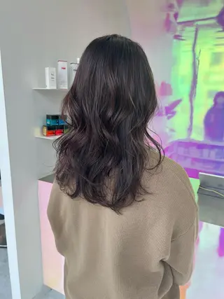 ミディアム カラー パーマ ヘアアレンジ メンズ キッズ ネイル マツエク・マツパ アイブロウ KANAMI 🌏のヘアスタイル