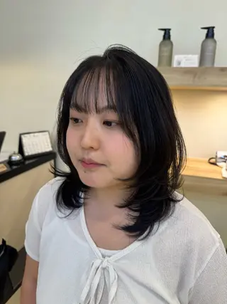 ミディアム 🧿パーマ/ レイヤー🧿シュリのヘアスタイル