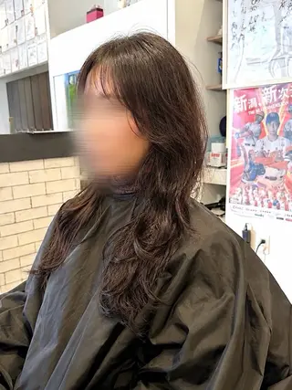 セミロング パーマ ✨長岡市韓国レイヤー /髪質改善/山下竣介のヘアスタイル