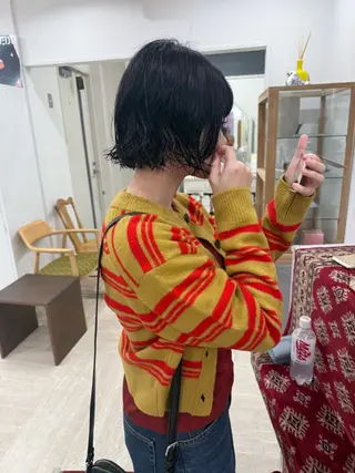 ショート パーマ 杏華レイヤー/ パーマ/ハイトーンのヘアスタイル