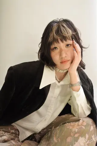 カラー 吉田 紫音のヘアスタイル