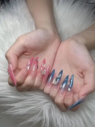 ネイル Lee Nailsのネイルデザイン