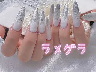ネイル 🐳彩羽チップ 長さだし専門🐳のネイルデザイン