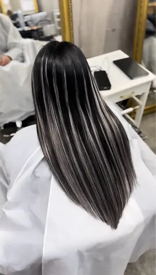 ロング uda 抜きっぱなし /最高級エクステのヘアスタイル