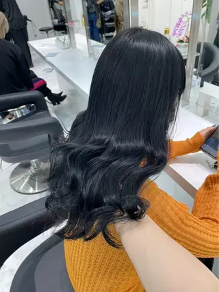 ロング カラー 佐藤 笑瑠のヘアスタイル