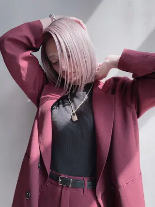ショート カラー 💜ハイトーン💛 マジカルかいちゃんのヘアスタイル