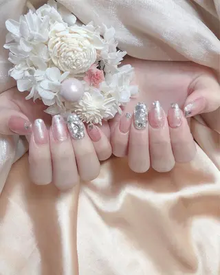 ネイル Blowe ニュアンスのネイルデザイン