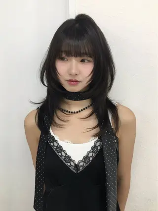 セミロング Hanaka🪷 ニュアンス×レイヤーのヘアスタイル