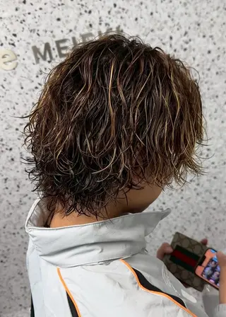 ショート カラー パーマ メンズ特化/ツイスパ /波巻き/松本真生のヘアスタイル