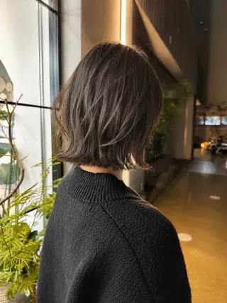 ショート レイヤーカット 瑠輝のヘアスタイル