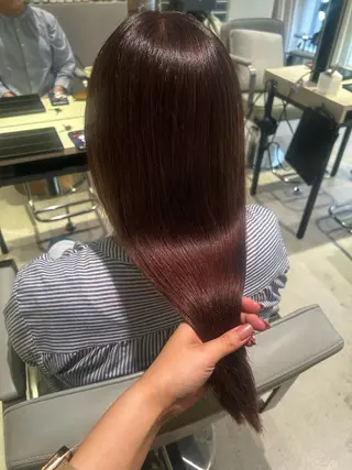 ロング カラー しげ ゆりか/透明感 カラー/顔周りカットのヘアスタイル