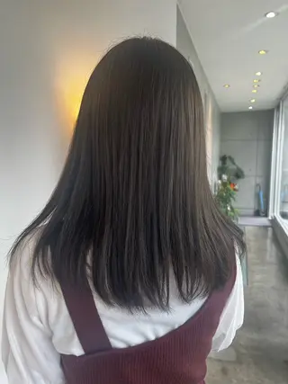 ミディアム おせ ちさとのヘアスタイル