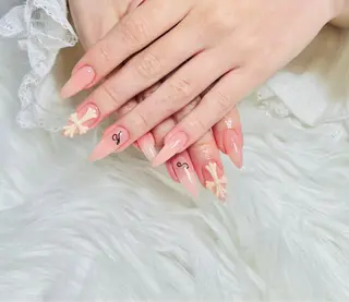 ネイル AURA NAIL 上前津のネイルデザイン