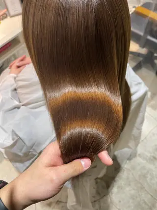 ロング レイヤーカット 小山 悠のヘアスタイル