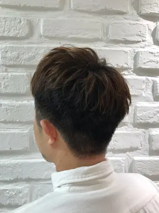 ショート メンズ 【暖色カラー特化】 中山由梨のヘアスタイル