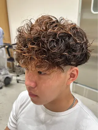 パーマ メンズ 🐲ツイスパ🐲 フェード/龍のヘアスタイル