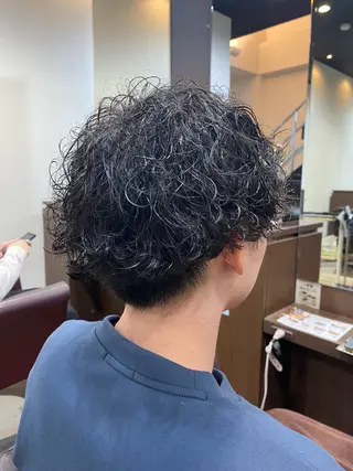 パーマ メンズ 仲井 充のヘアスタイル