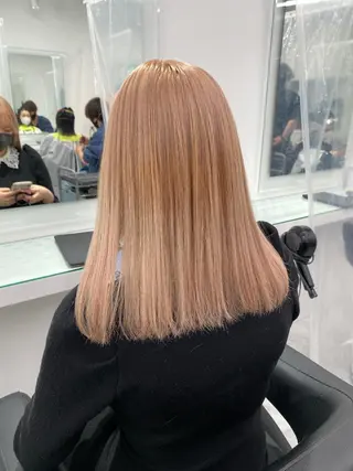ロング カラー 名古屋ムラ修正 ハイトーンのヘアスタイル