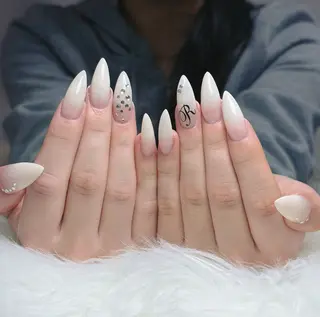 ネイル Mio nail Osakaのネイルデザイン