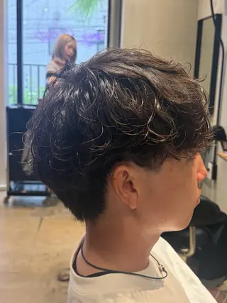 ミディアム パーマ みわ/博多 ブリーチ/メンズヘアのヘアスタイル