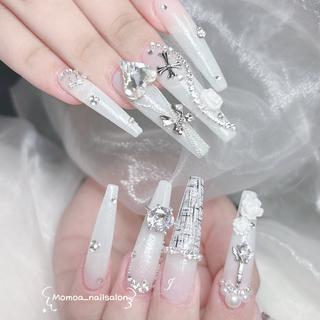 ネイル MoMoA Nail ネイル長さ出し専門店のネイルデザイン