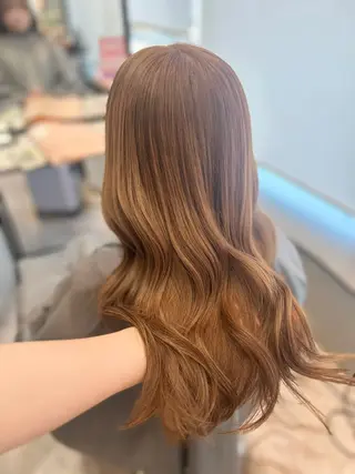 ロング 艶髪特化矯正カット ✨️MOMOEのヘアスタイル