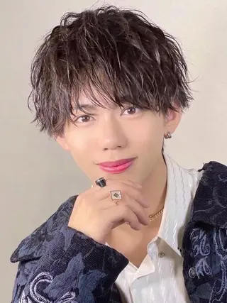 ショート パーマ メンズ ヤリタ カケルのヘアスタイル