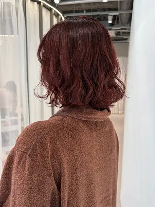 ショート カラー サエ/ レイヤー/パーマのヘアスタイル