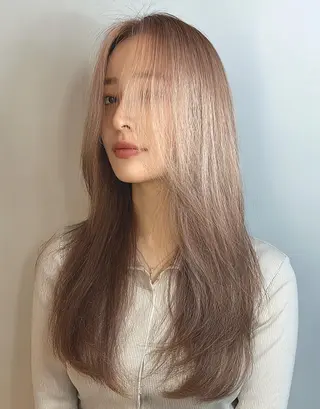 ロング カラー デザインカラー✨ 透明感カラー菊地真保のヘアスタイル