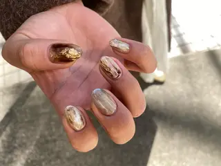 ネイル Miku 🌼山手駅10秒のマツエク・マツパデザイン